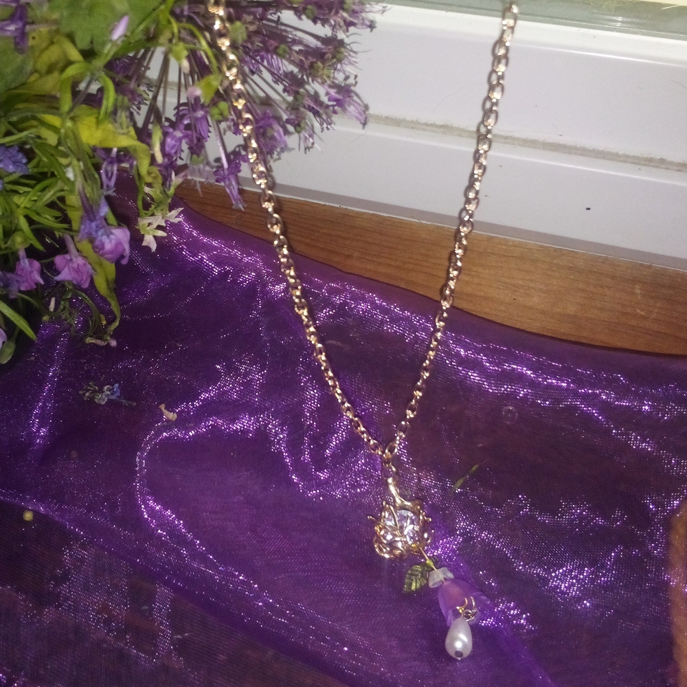 Purple CV Gem And Chain Necklace